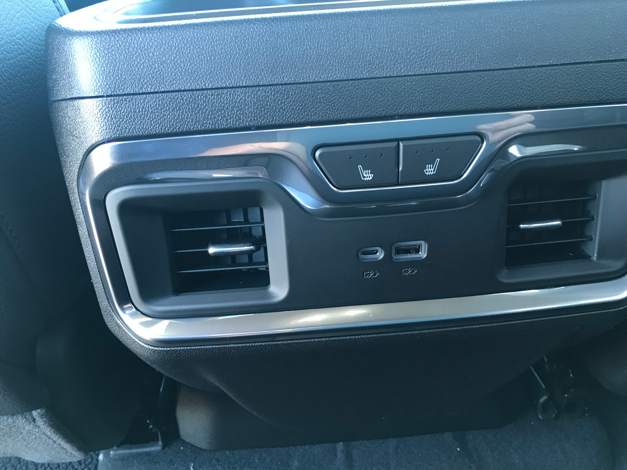 2026 GMC Sierra 1500 Denali - Photo 16