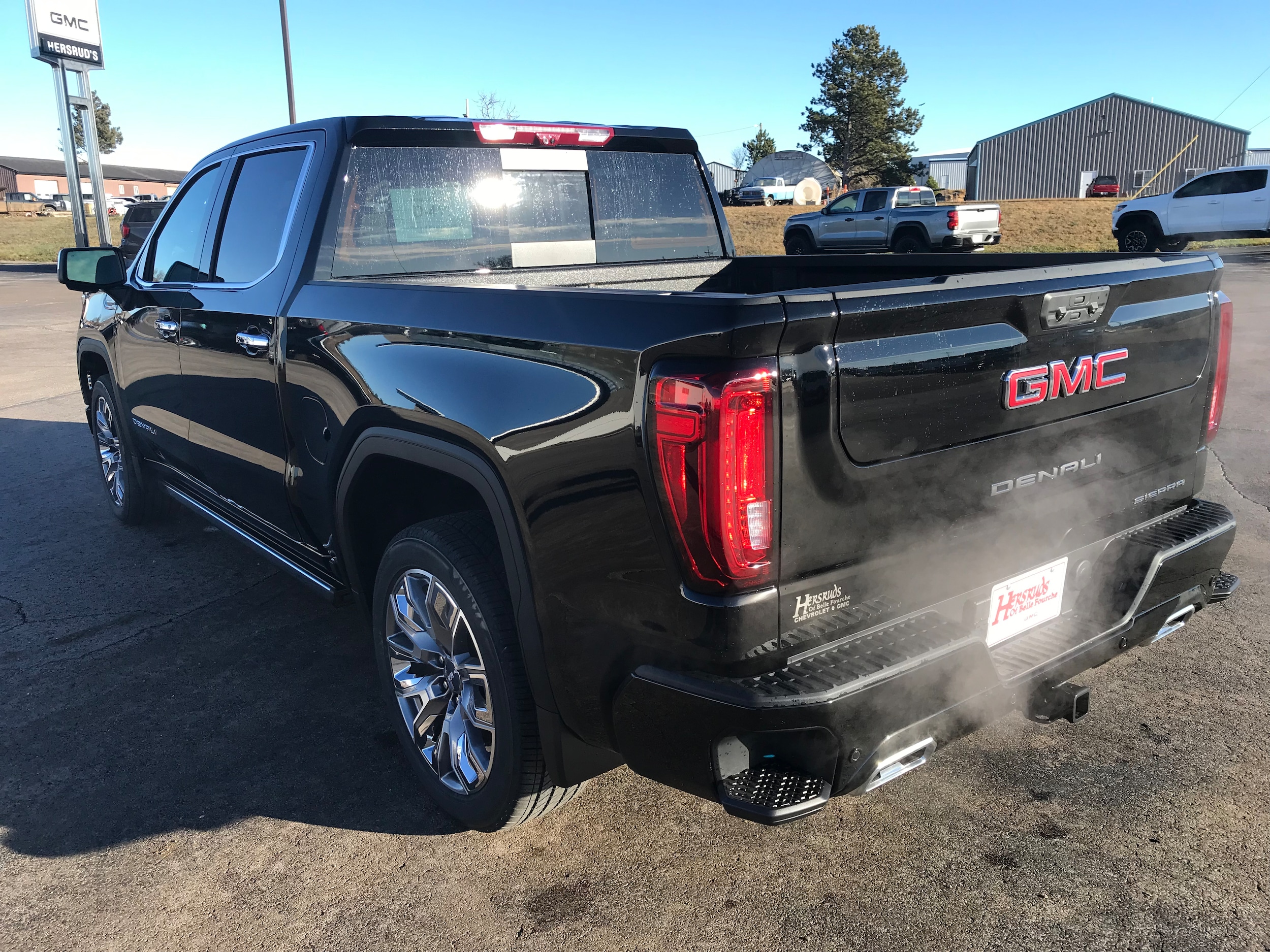 2026 GMC Sierra 1500 Denali - Photo 8
