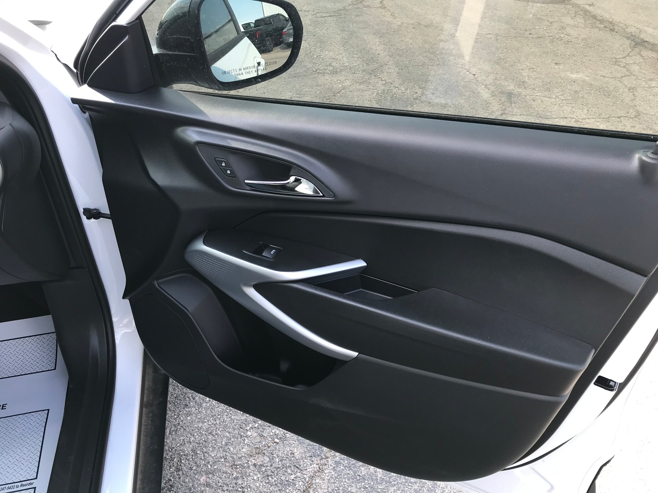 2026 Chevrolet Trax RS - Photo 16