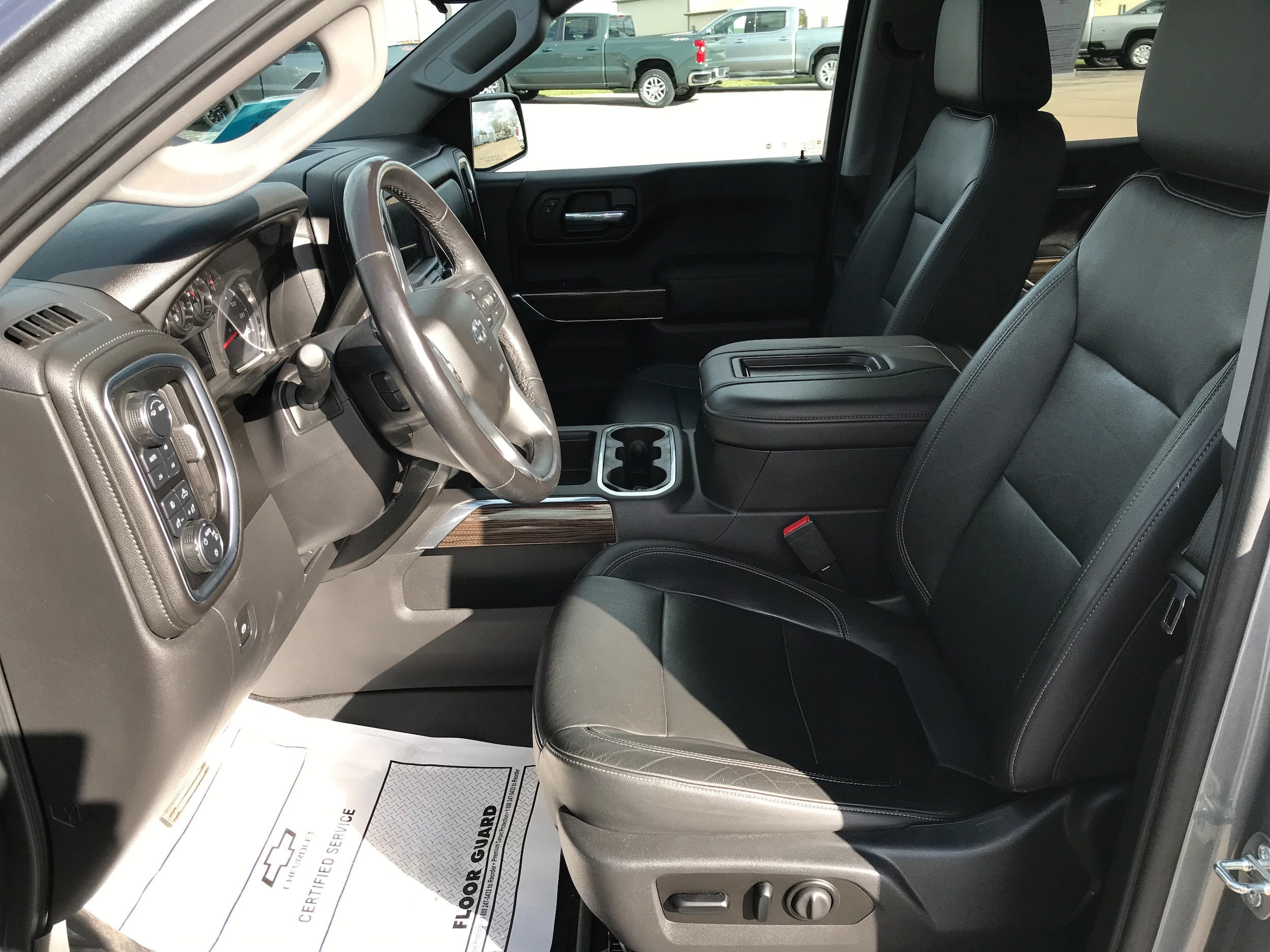 2020 Chevrolet Silverado 1500 RST - Photo 10