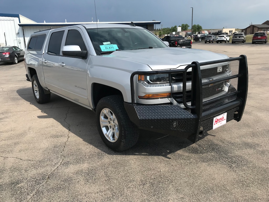 Used 2018 Chevrolet Silverado LT Cab; Crew