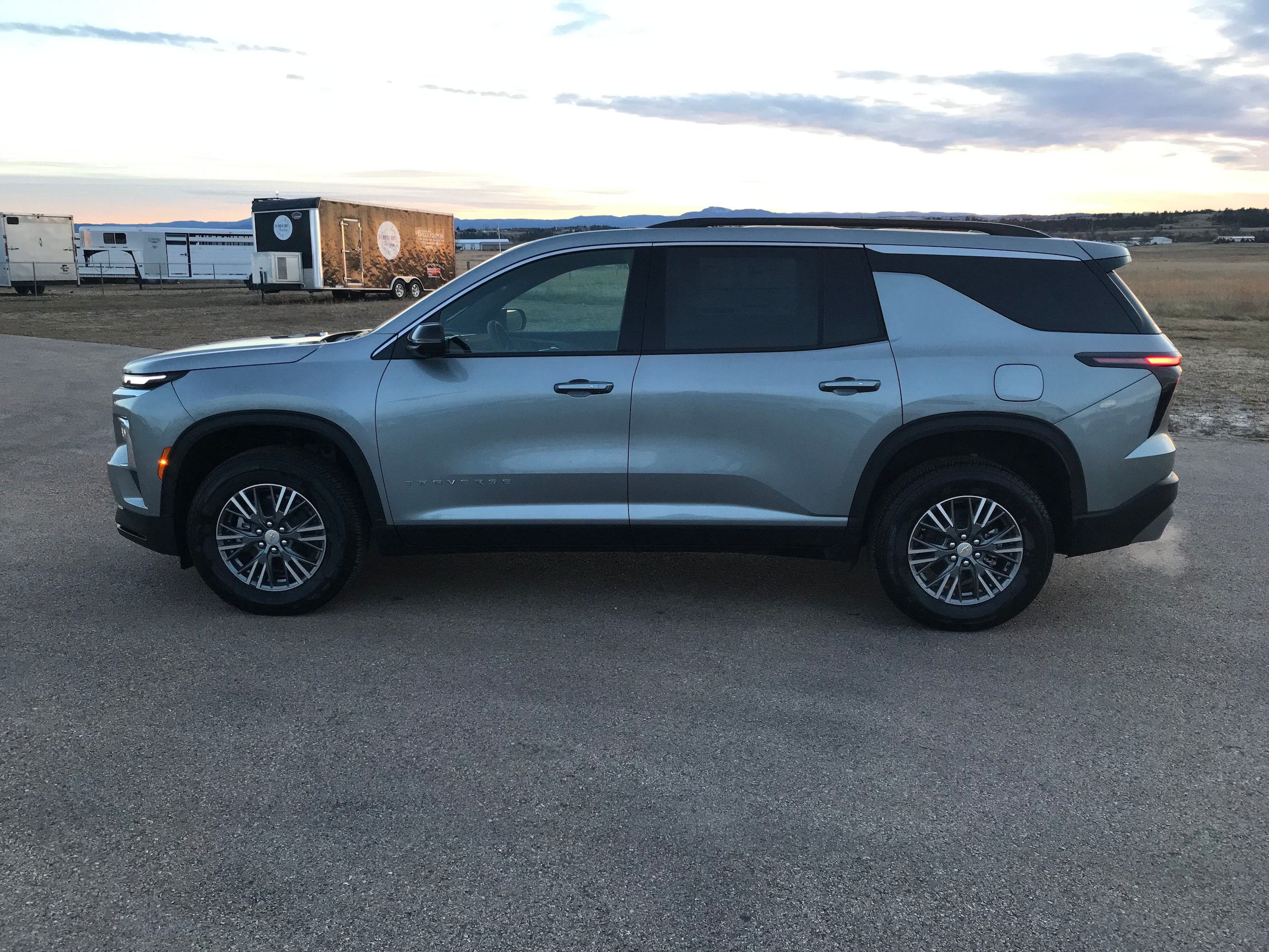 2026 Chevrolet Traverse LT's photo