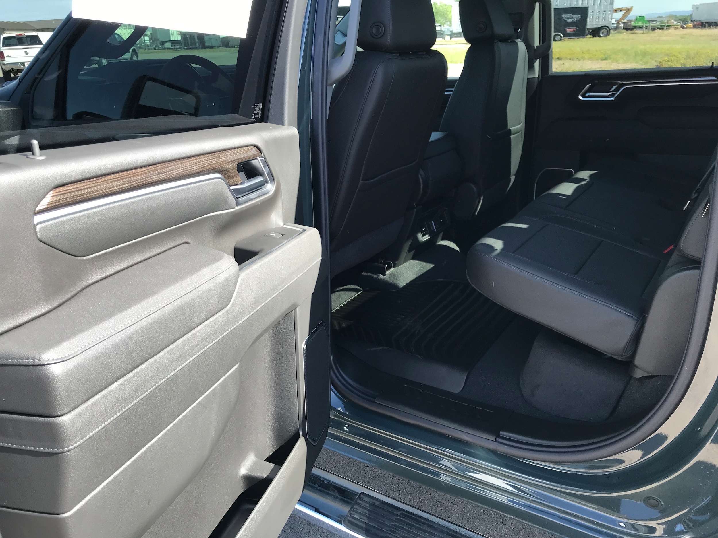2026 Chevrolet Silverado 3500 HD LT - Photo 14