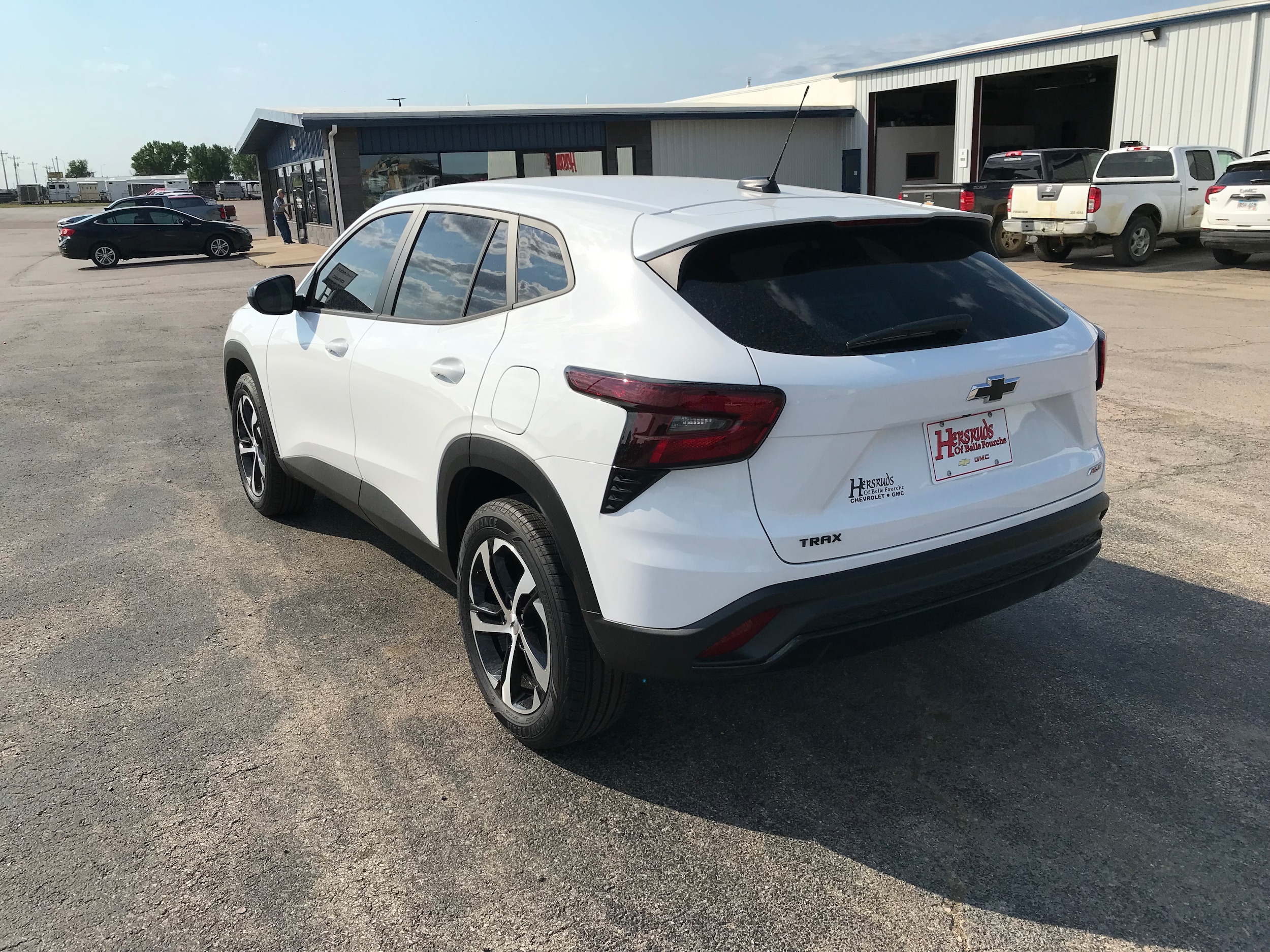 2026 Chevrolet Trax RS - Photo 8