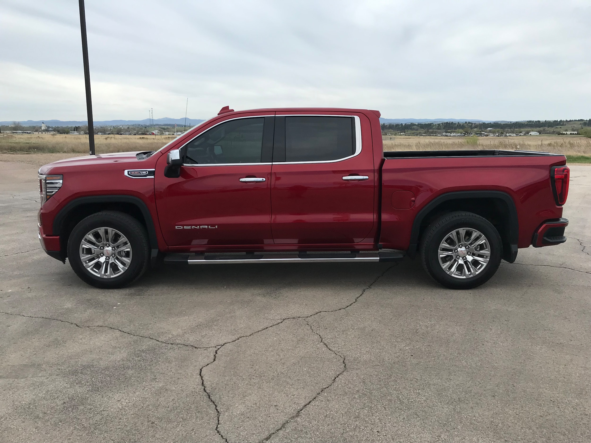 2023 GMC Sierra 4WD Crew Cab Short Box Denali's photo