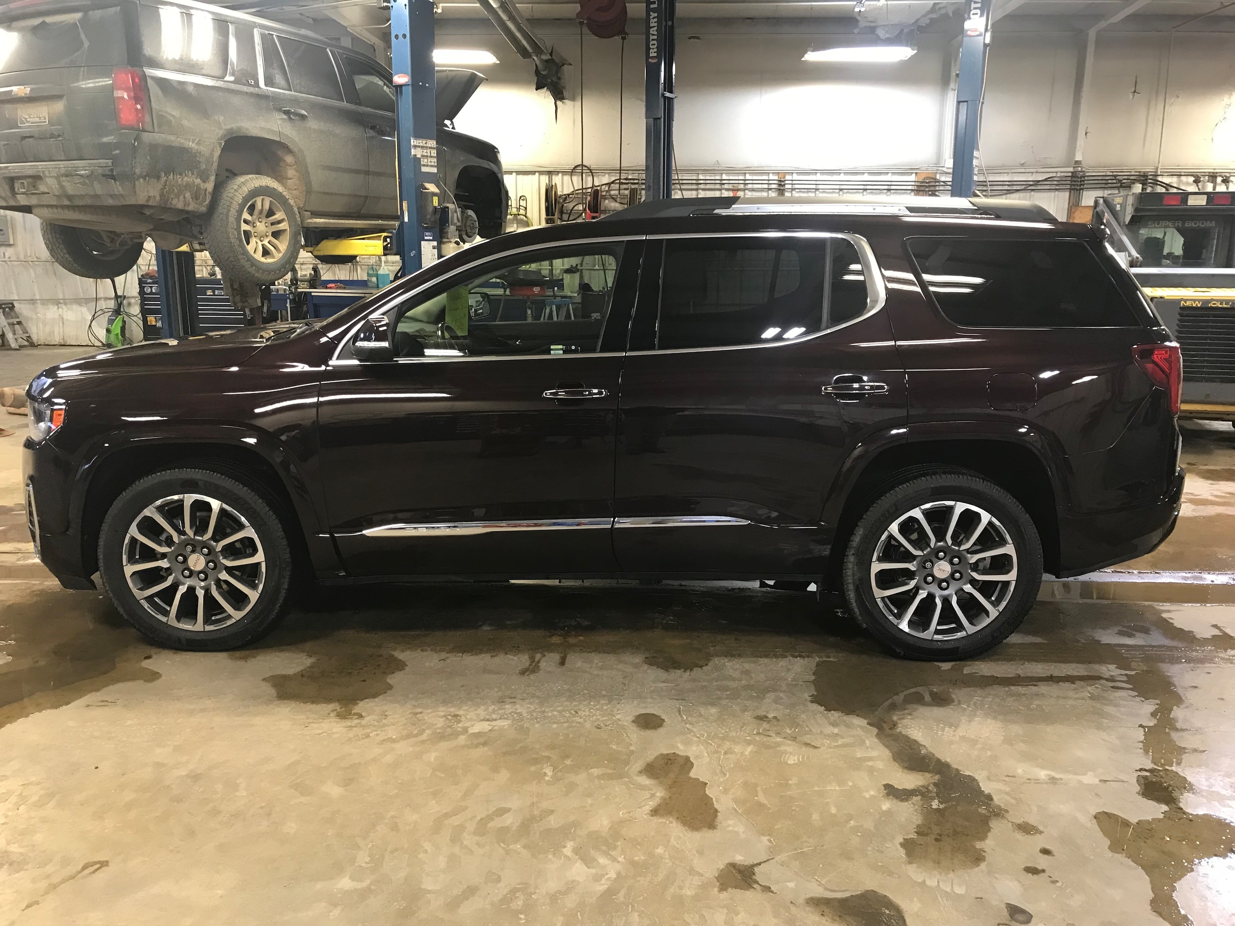 2021 GMC Acadia Denali's photo