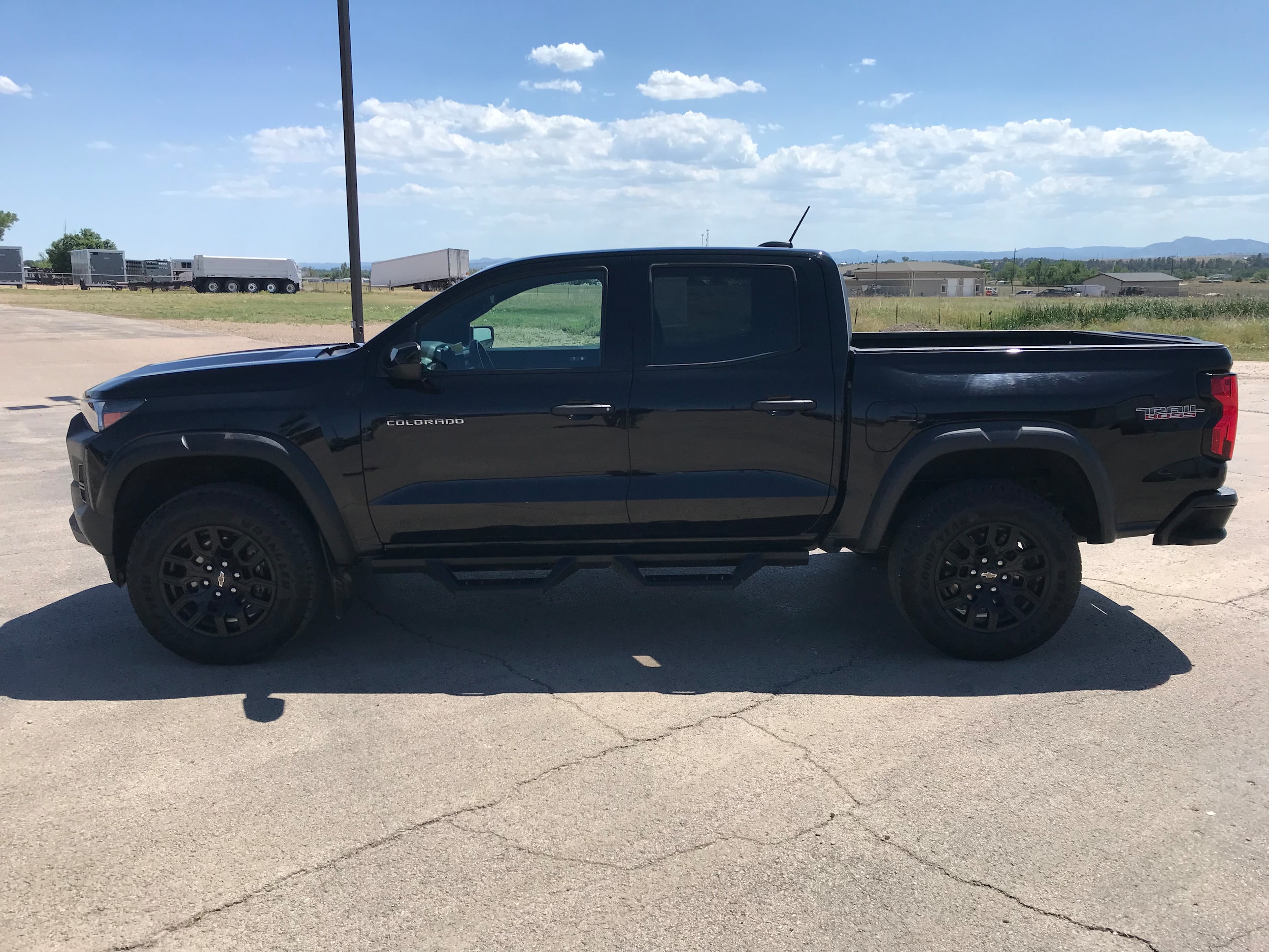 2023 Chevrolet Colorado Trail Boss Crew Cab 4WD