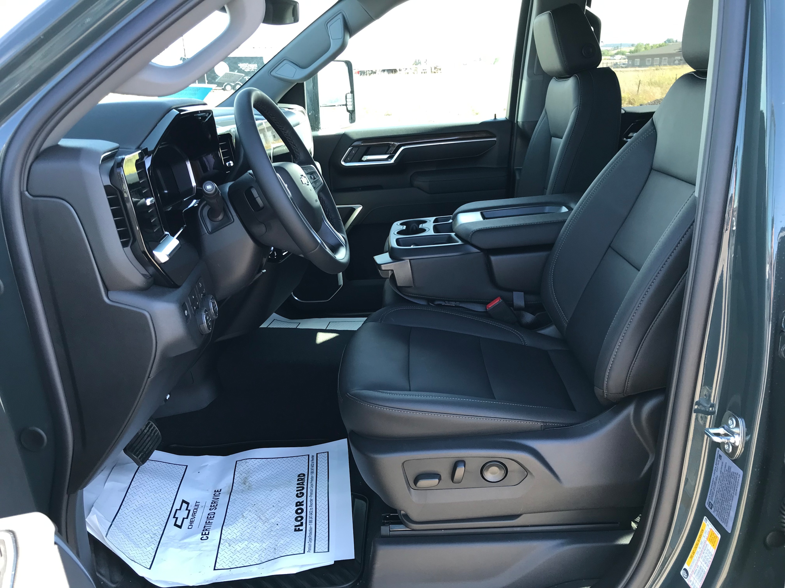 2026 Chevrolet Silverado 3500 HD LT - Photo 10