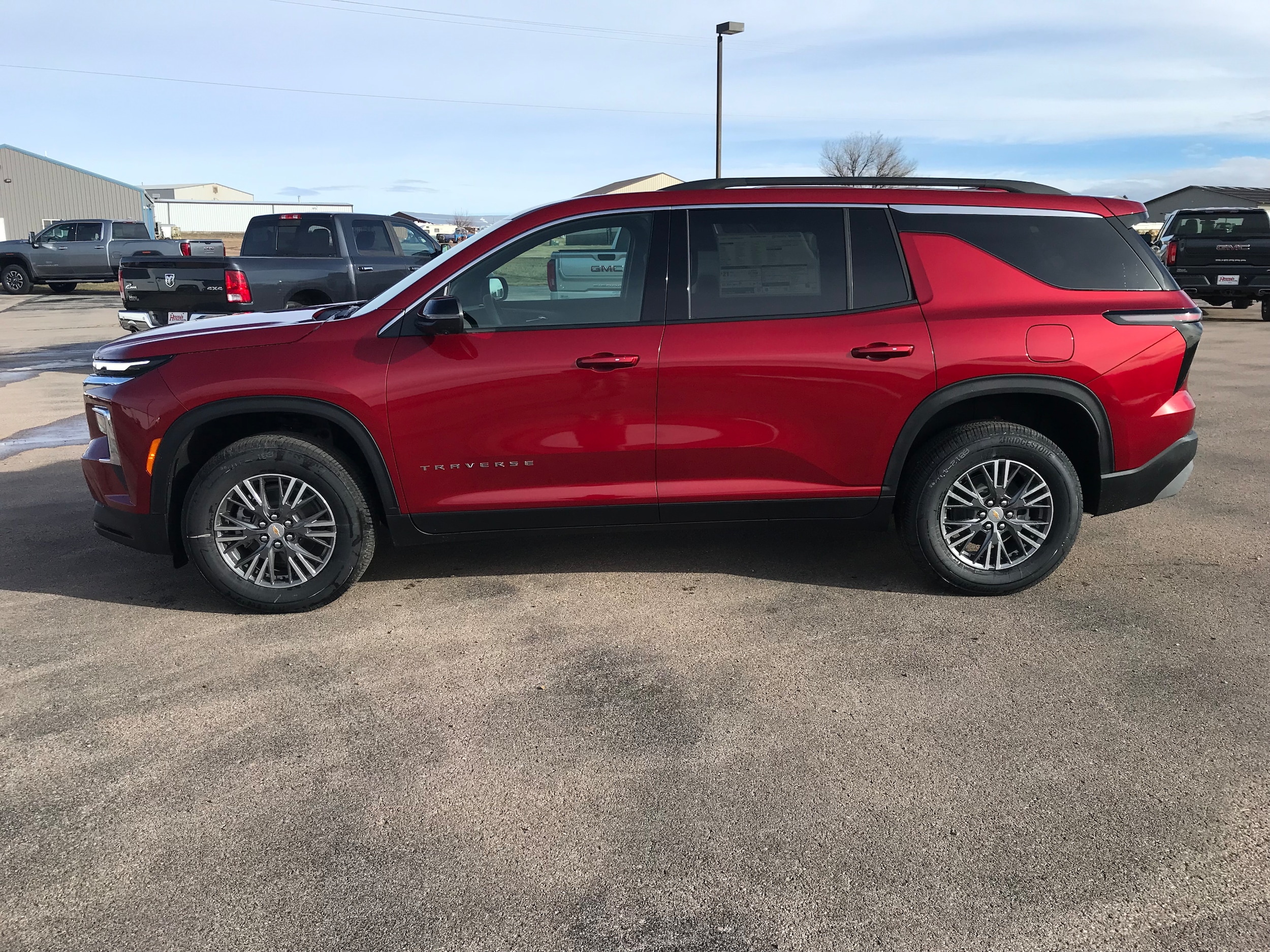 2026 Chevrolet Traverse LT's photo