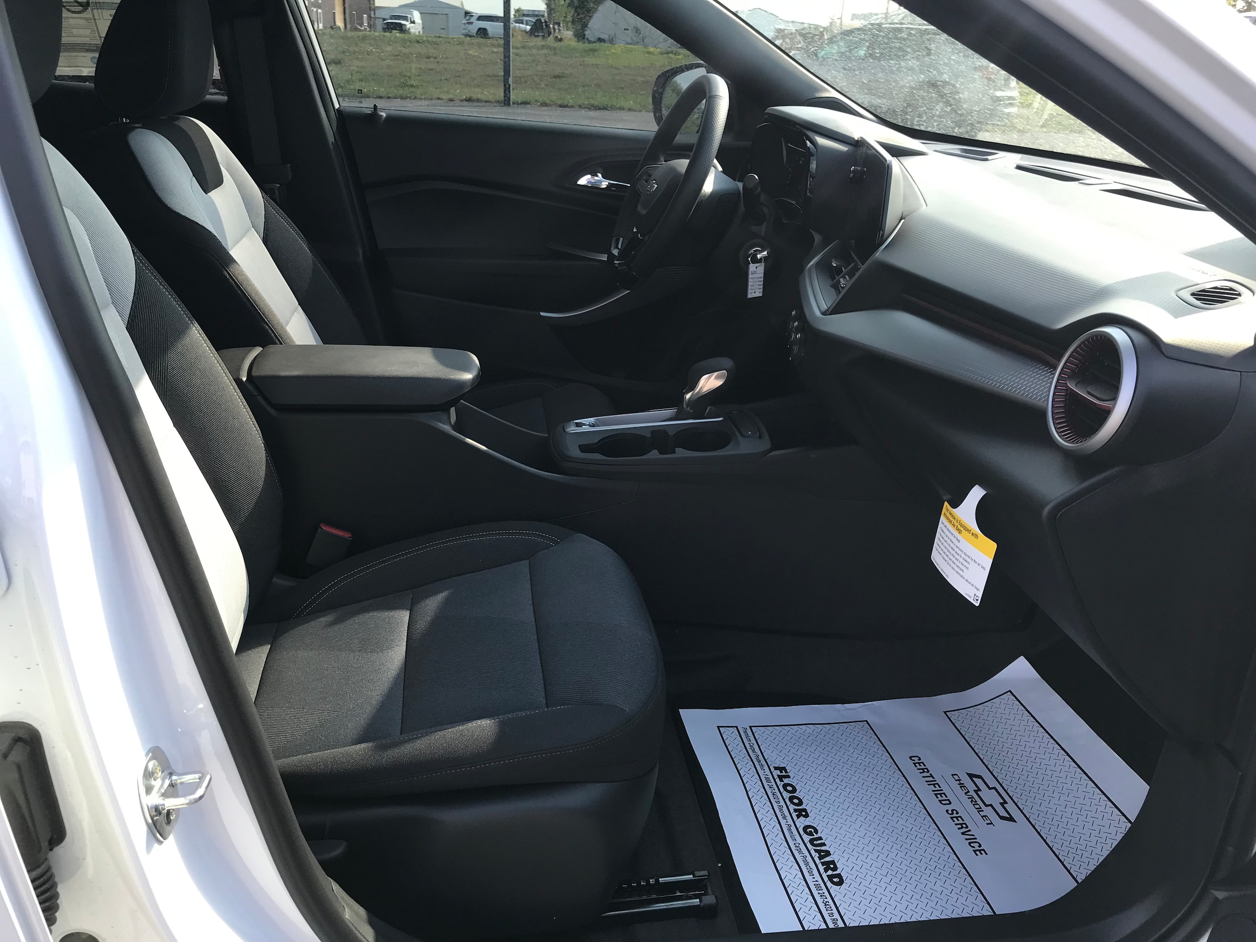 2026 Chevrolet Trax RS - Photo 17