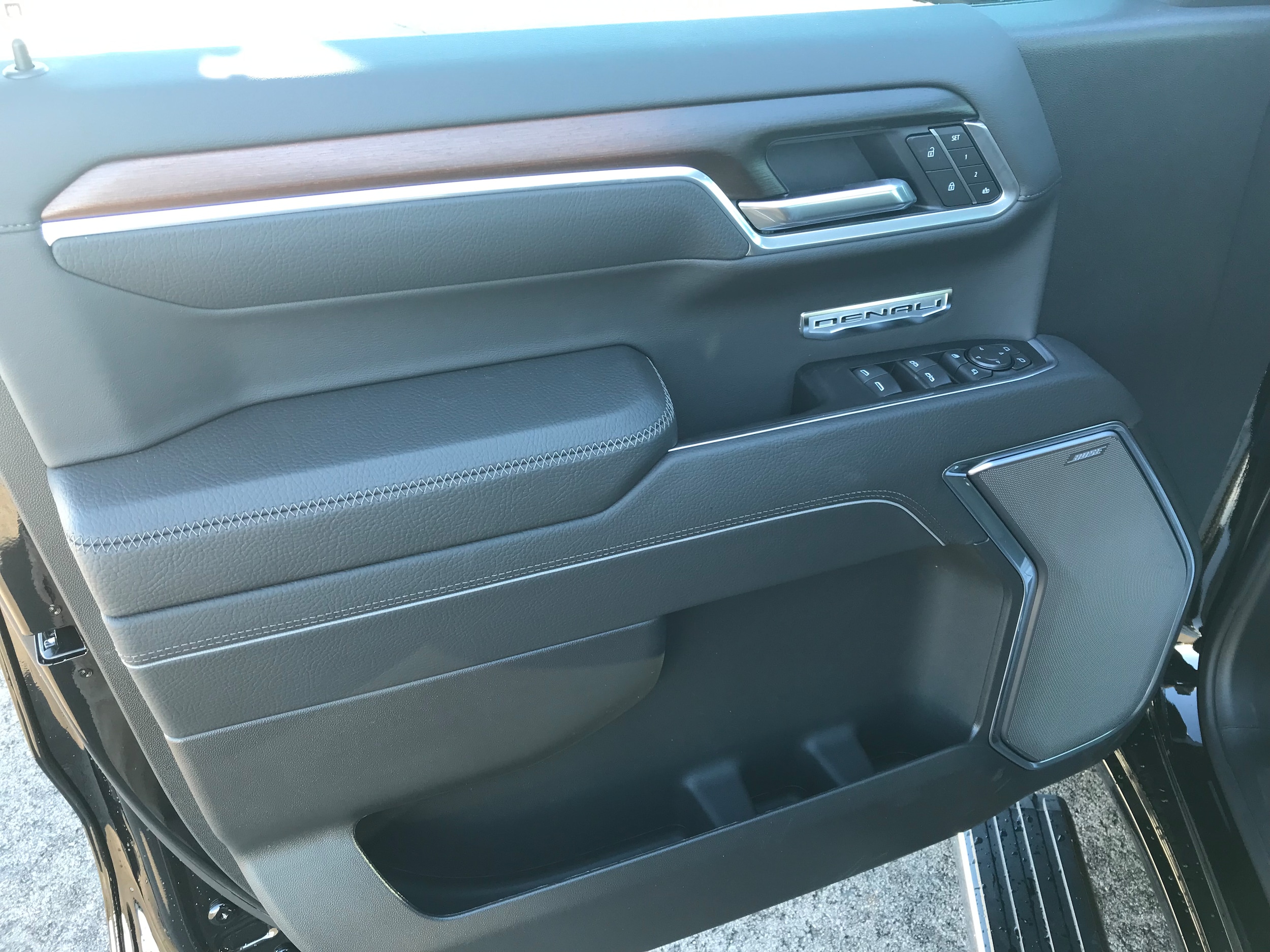 2026 GMC Sierra 1500 Denali - Photo 9
