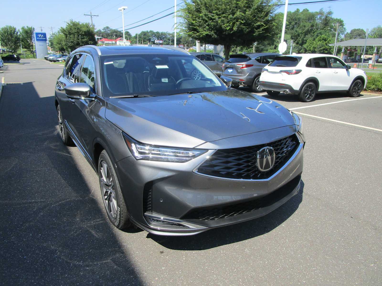 2026 Acura MDX SH-AWD Advance photo 4