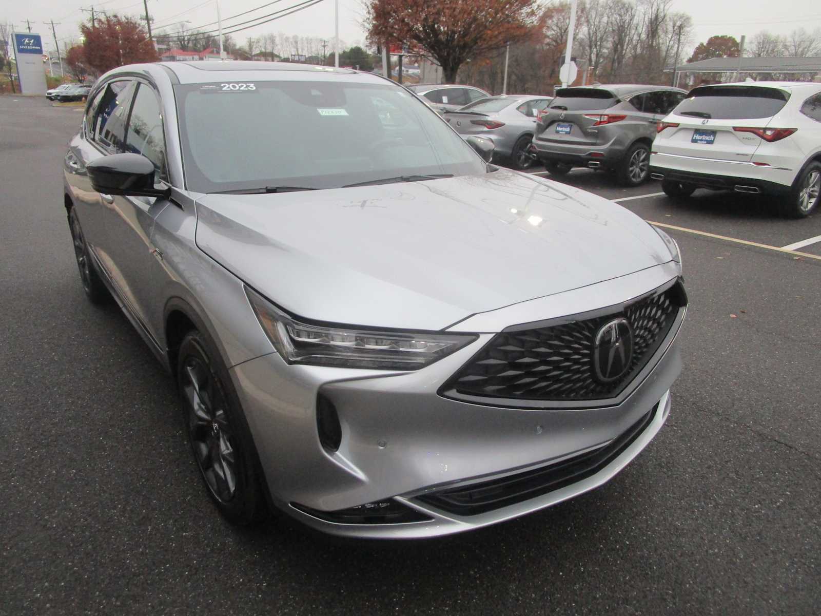 2023 Acura MDX SH-AWD A-Spec photo 4