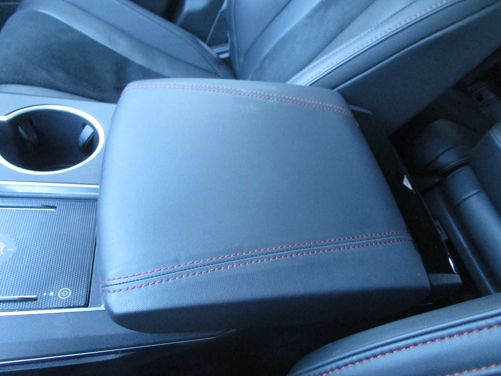 2024 Acura MDX A-Spec Package - Photo 23
