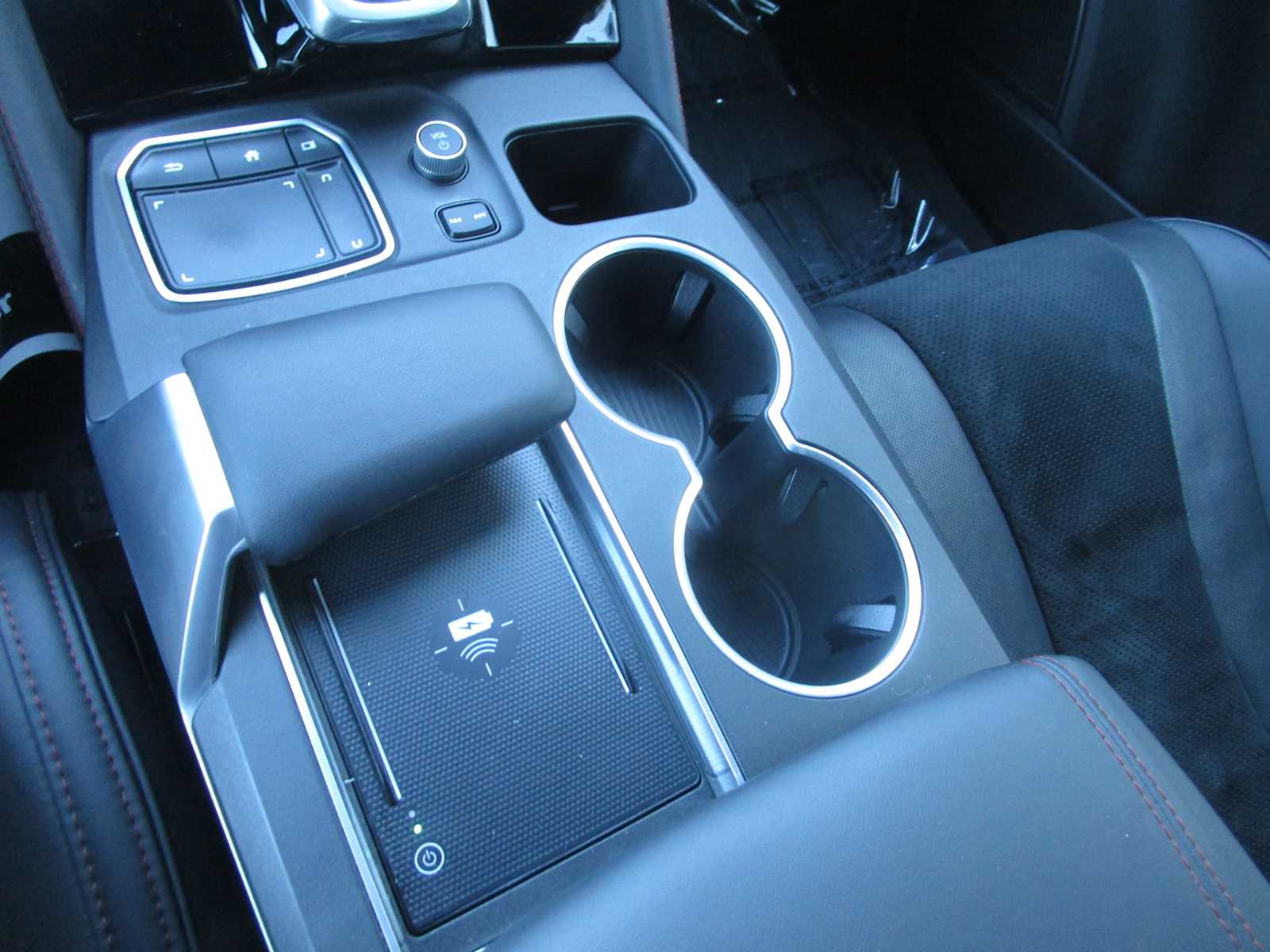 2024 Acura MDX A-Spec Package - Photo 22