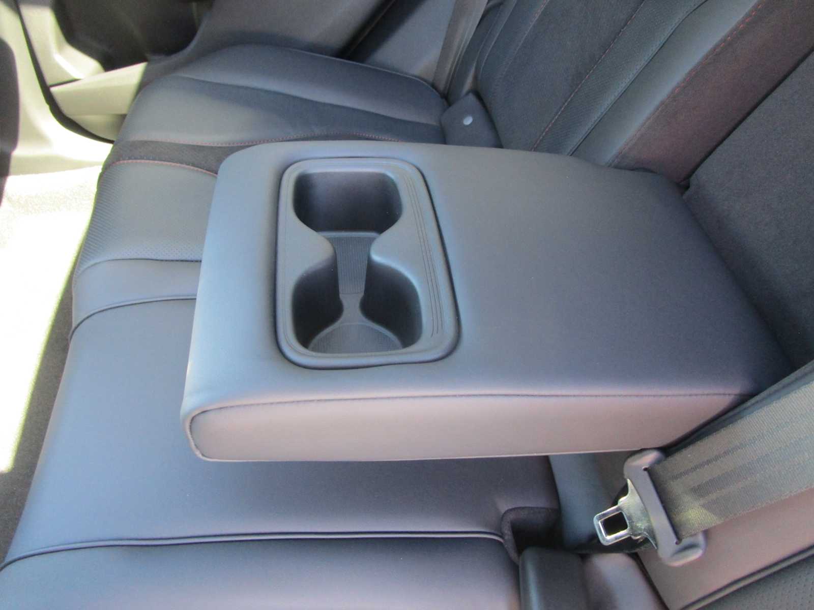 2026 Acura RDX A-Spec Package - Photo 10