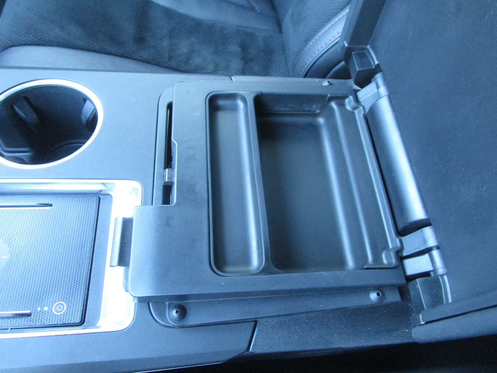 2024 Acura MDX A-Spec Package - Photo 24