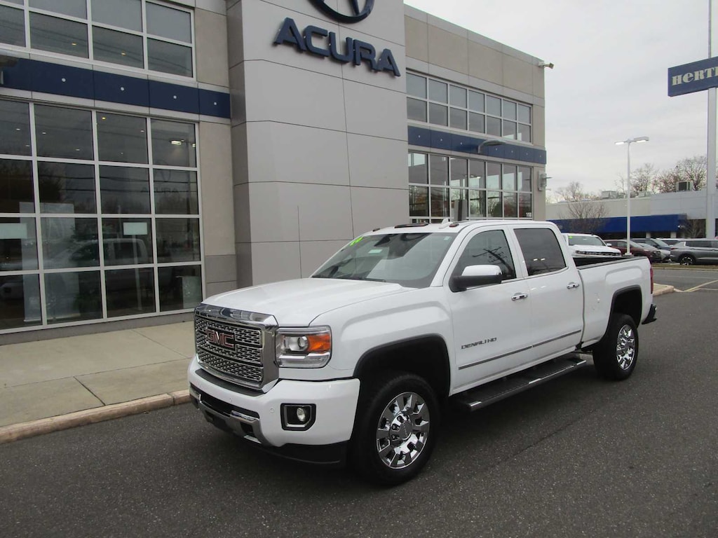 Used 2019 GMC Sierra 2500HD Denali Truck Crew Cab