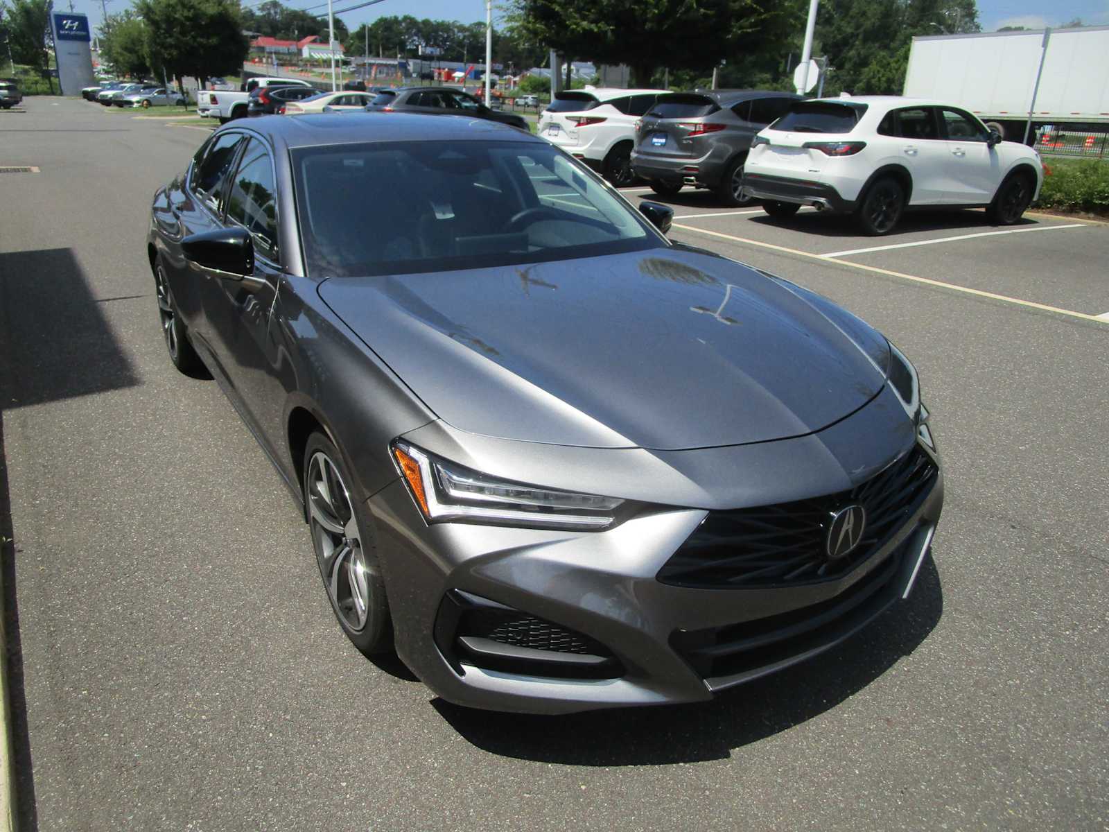 2025 Acura TLX Technology photo 4