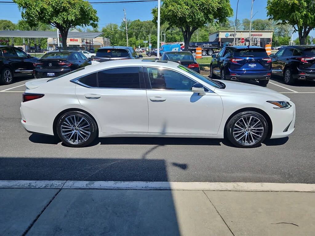 Used 2025 Lexus ES 350 Base Sedan