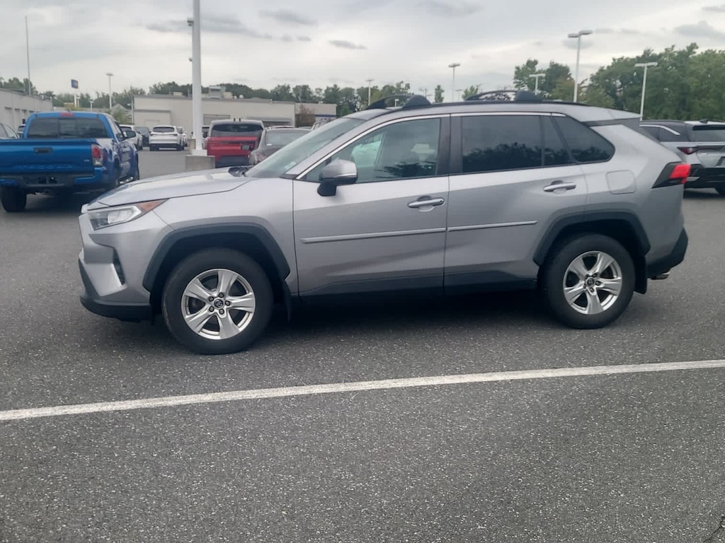 Used 2019 Toyota RAV4 XLE SUV