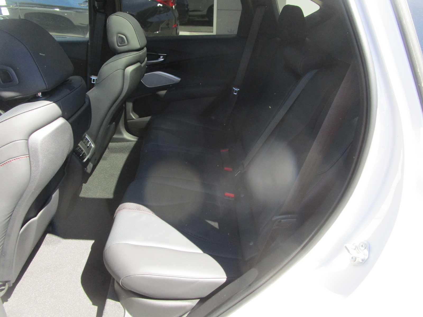 2026 Acura RDX A-Spec Package - Photo 9