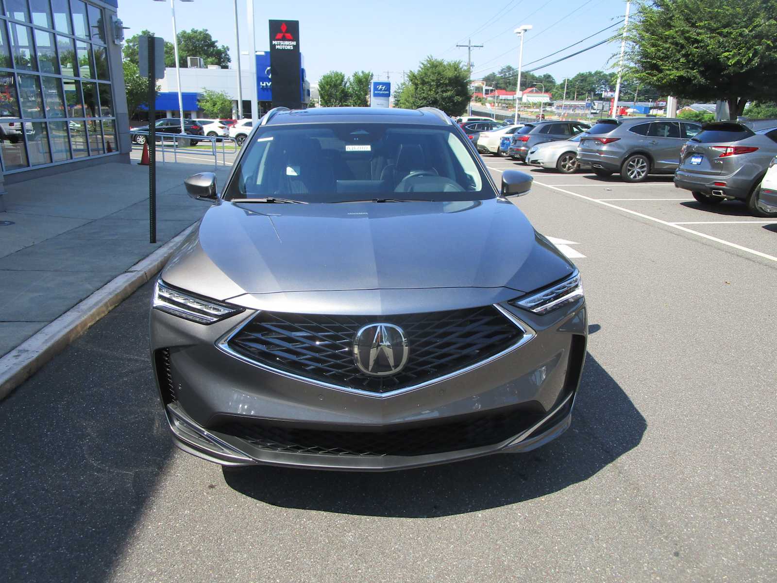 2026 Acura MDX SH-AWD Advance photo 3
