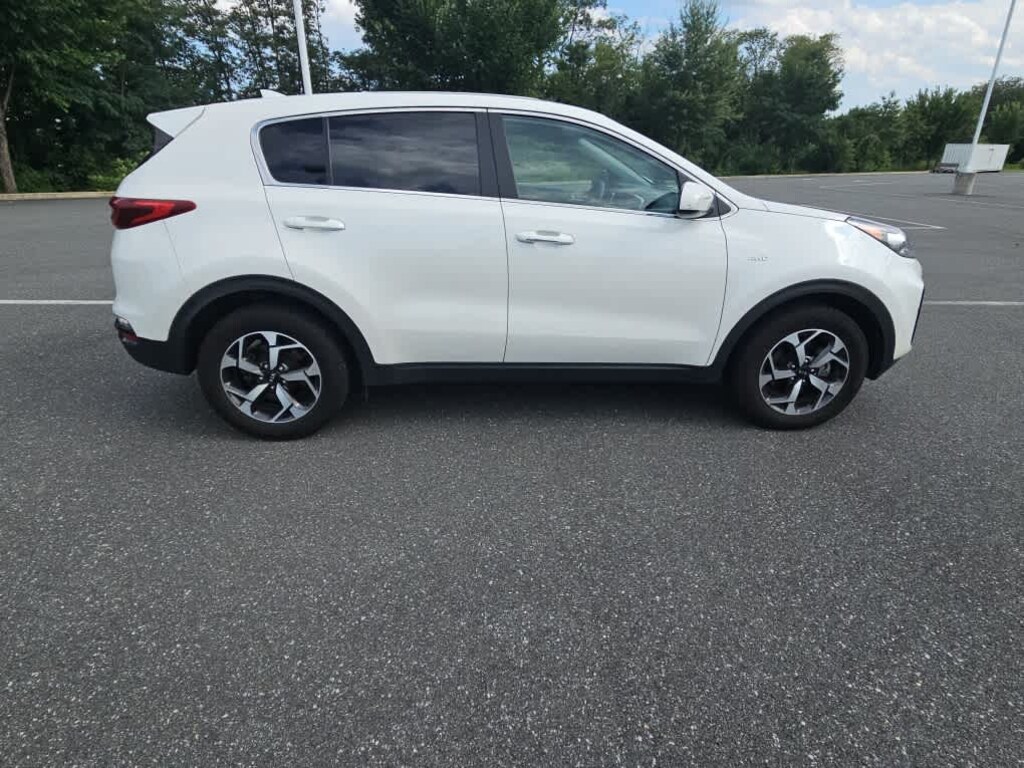 Used 2022 Kia Sportage LX SUV