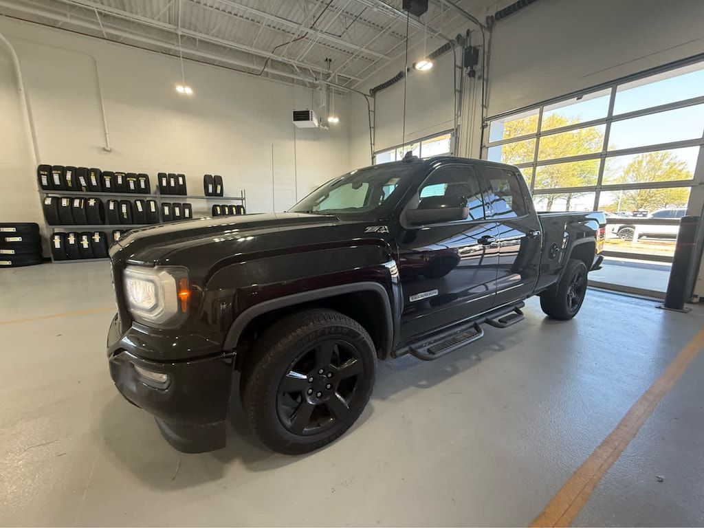 Used 2017 GMC Sierra 1500 SLE Truck