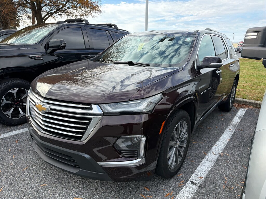 Used 2023 Chevrolet Traverse Premier SUV