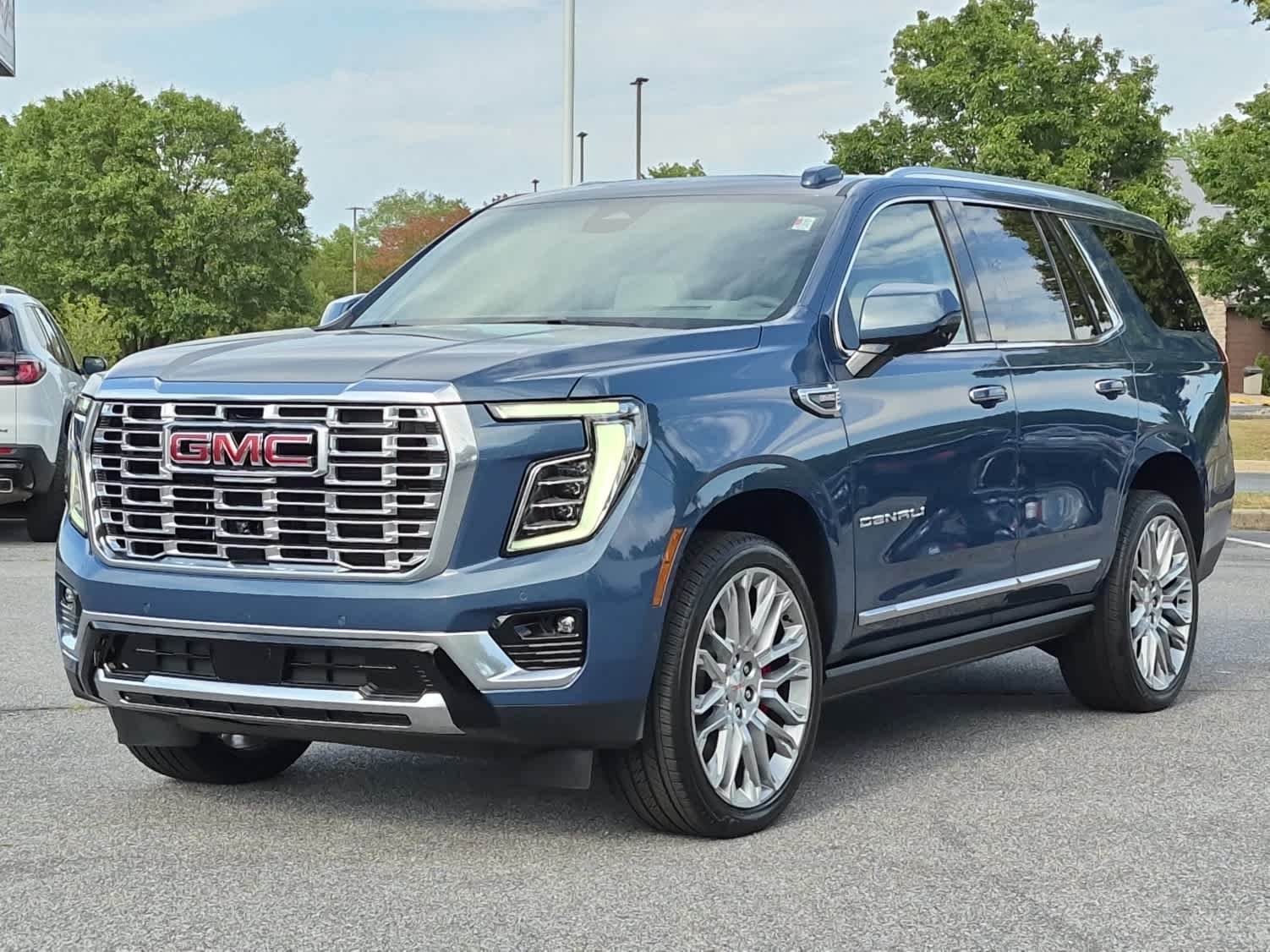 2026 GMC Yukon 4WD Denali's photo