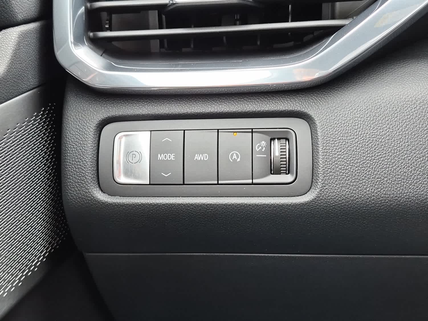 2026 GMC Acadia Denali Ultimate - Photo 19