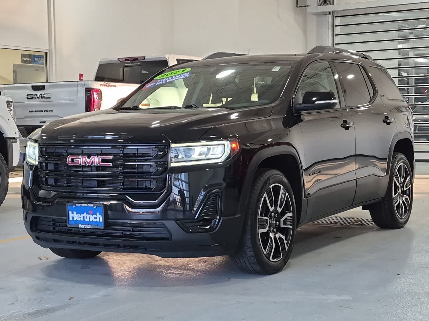2021 GMC Acadia SLE's photo