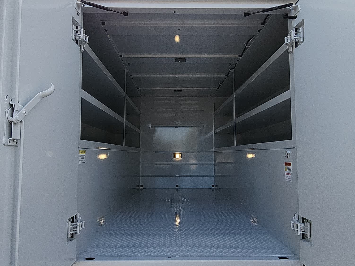 2025 GMC Sierra 3500 Chassis Cab Pro - Photo 18