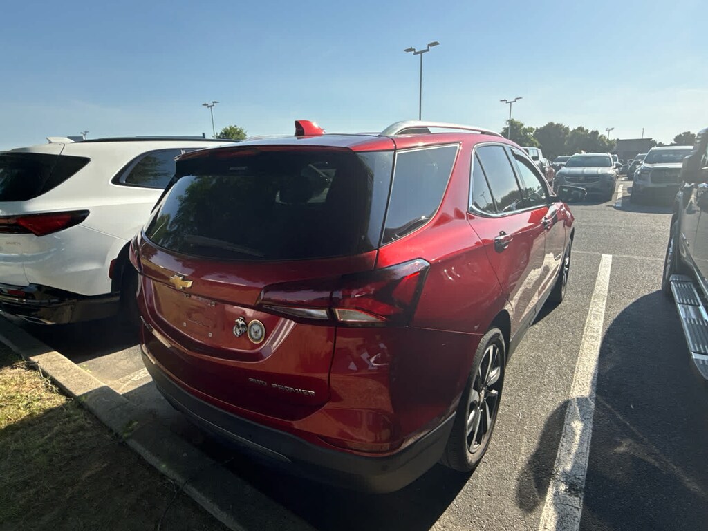 Used 2022 Chevrolet Equinox Premier SUV