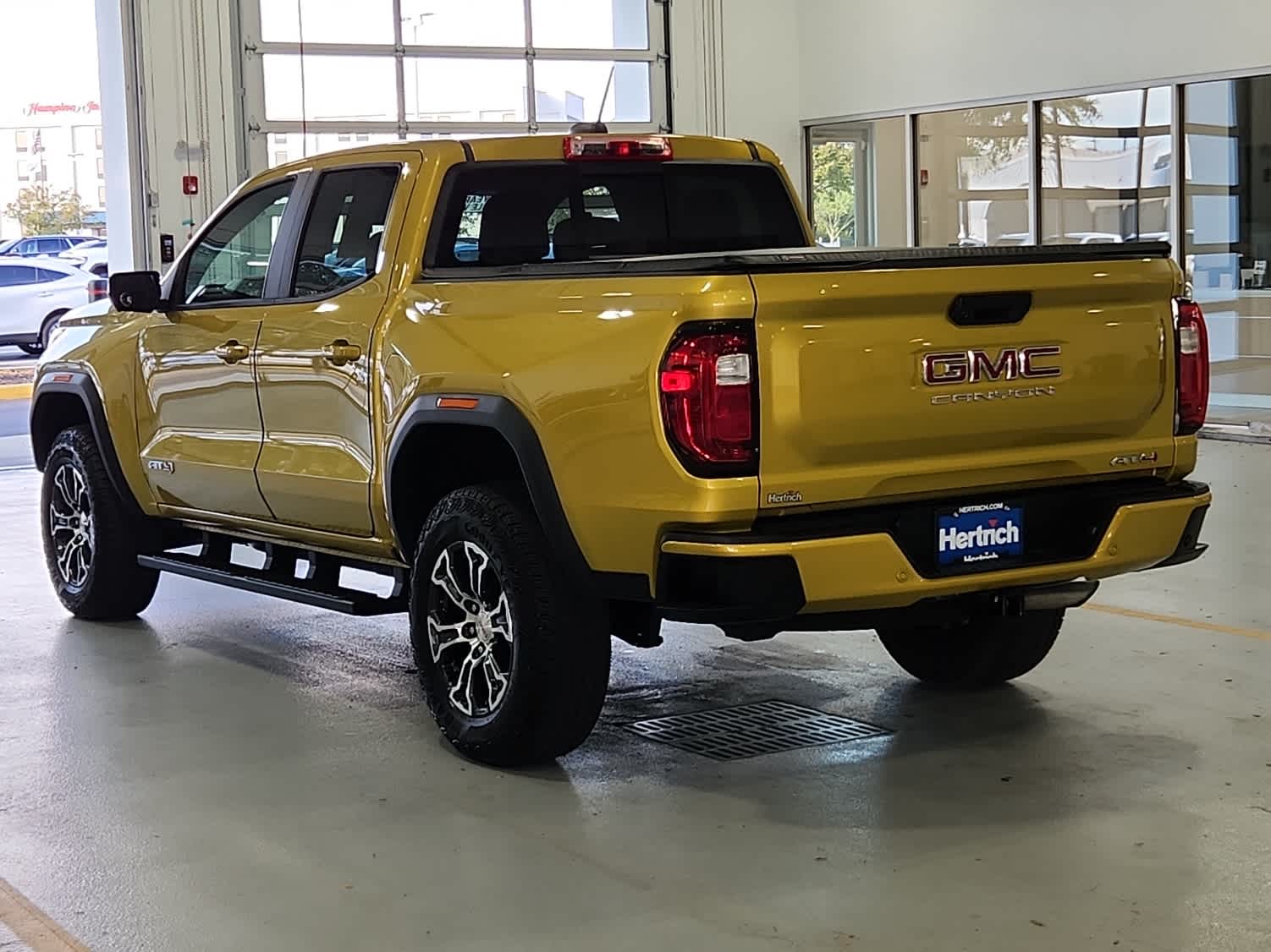 2023 Gmc Canyon AT4 photo 4