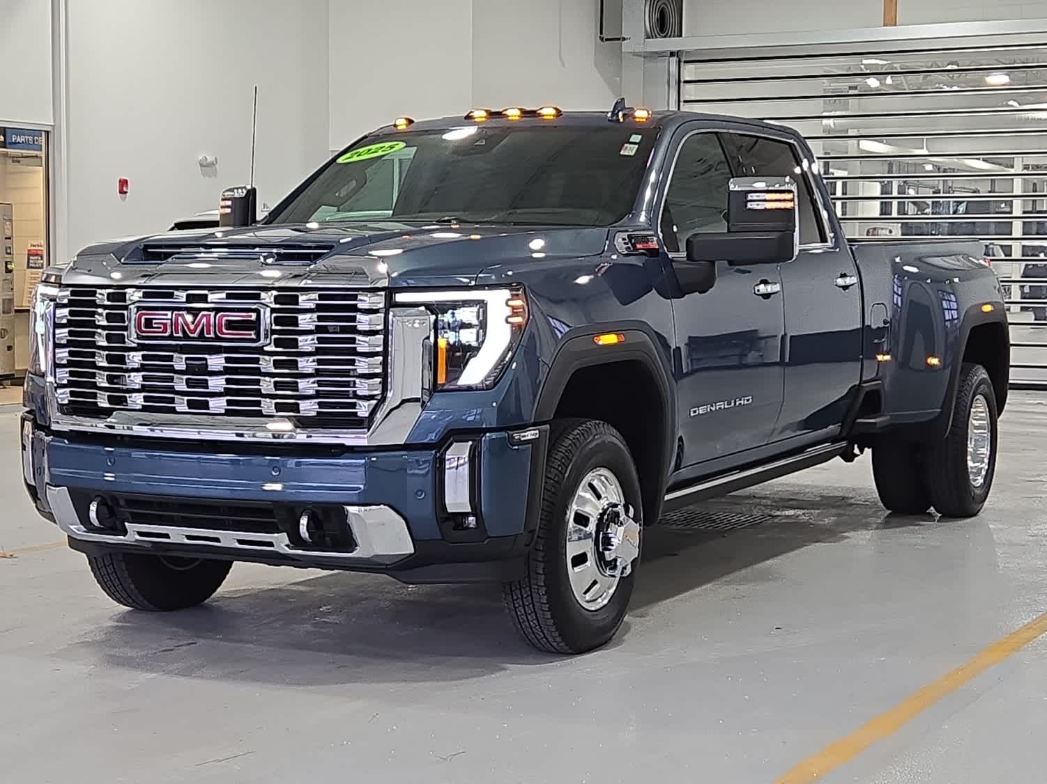 2025 GMC Sierra 3500HD Denali's photo
