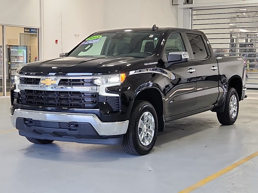Used 2025 Chevrolet Silverado 1500 LT Truck
