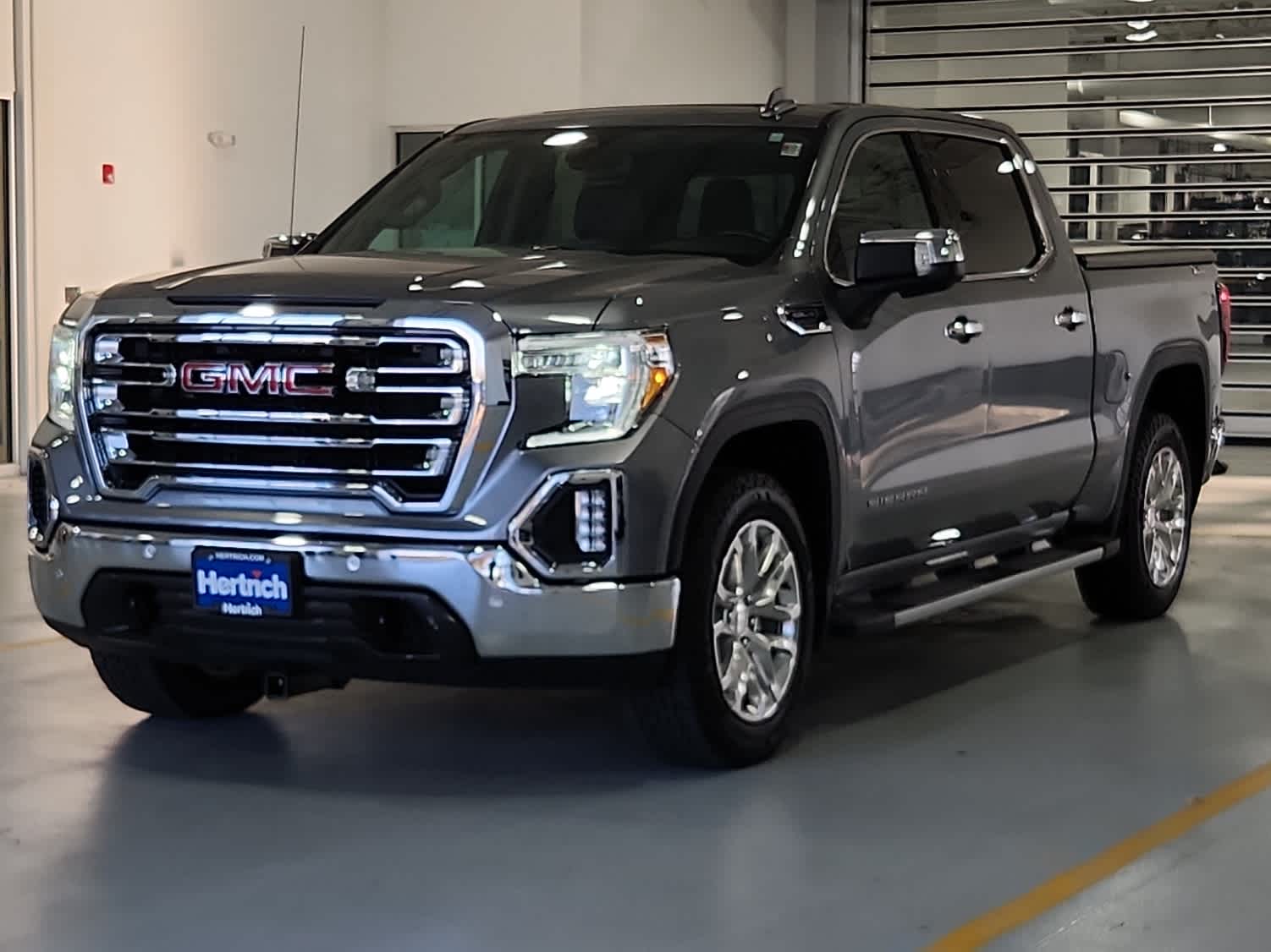 2020 Gmc Sierra 1500 SLT photo 2