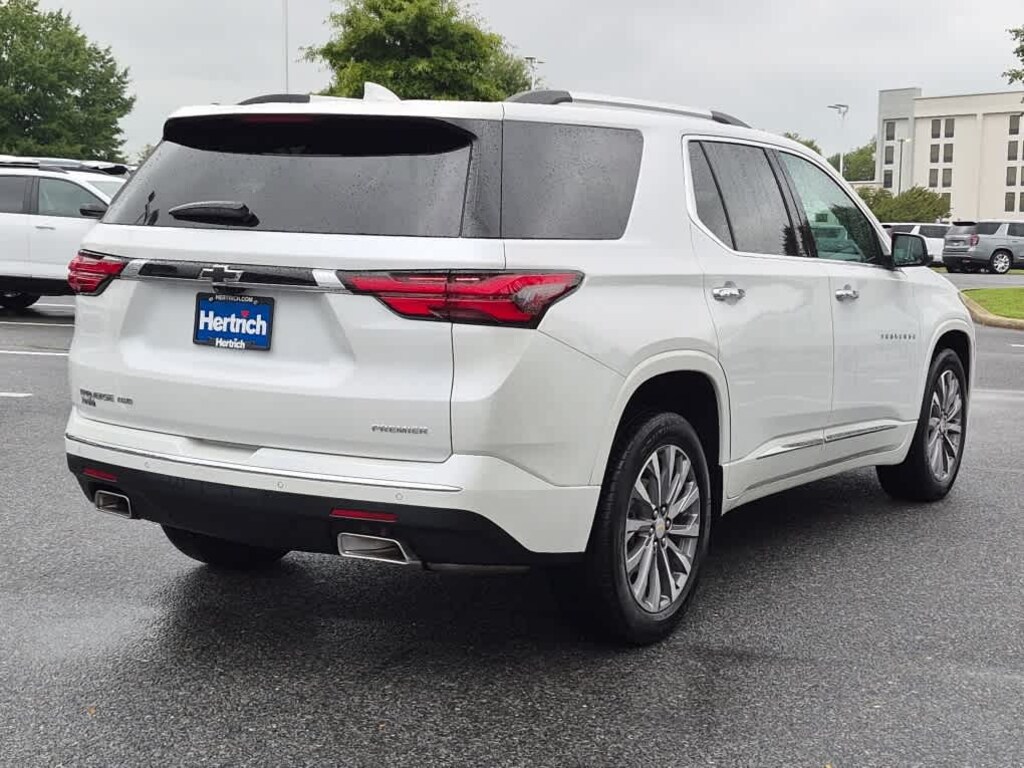 Used 2023 Chevrolet Traverse Premier SUV