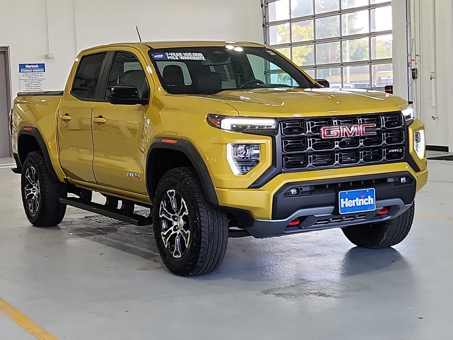 2023 Gmc Canyon AT4 photo 2