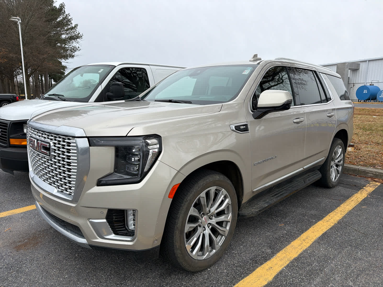 2024 GMC Yukon Denali's photo