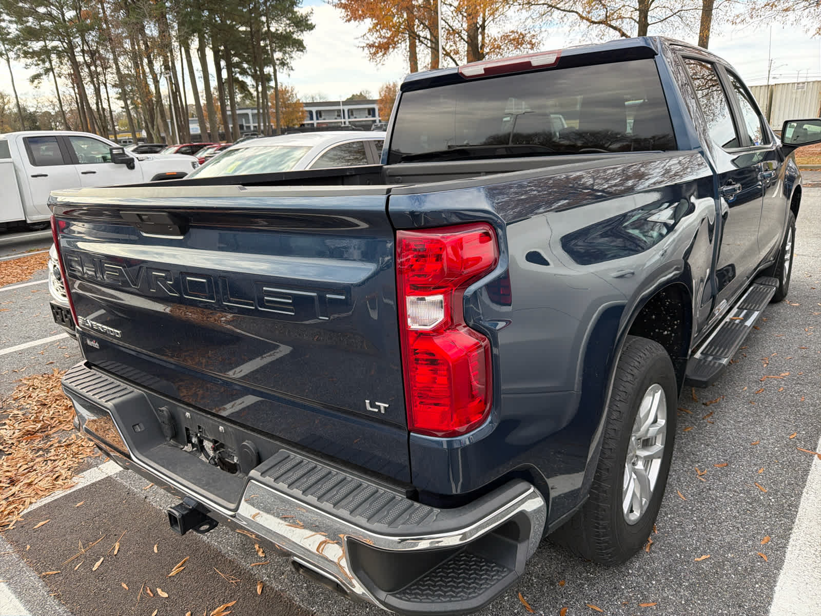 2020 Chevrolet Silverado 1500 LT photo 4