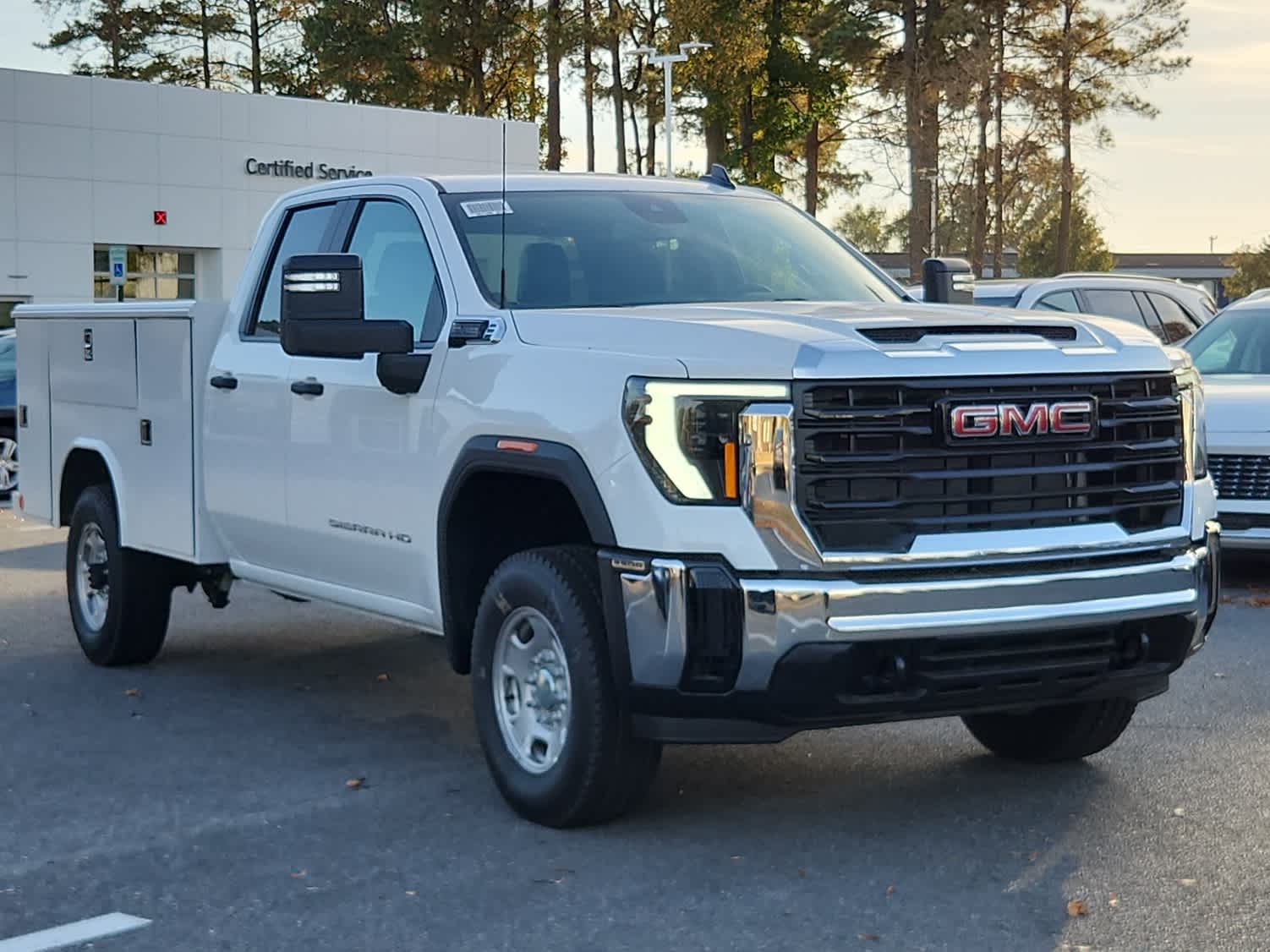 2025 Gmc Sierra 2500 HD Pro photo 2