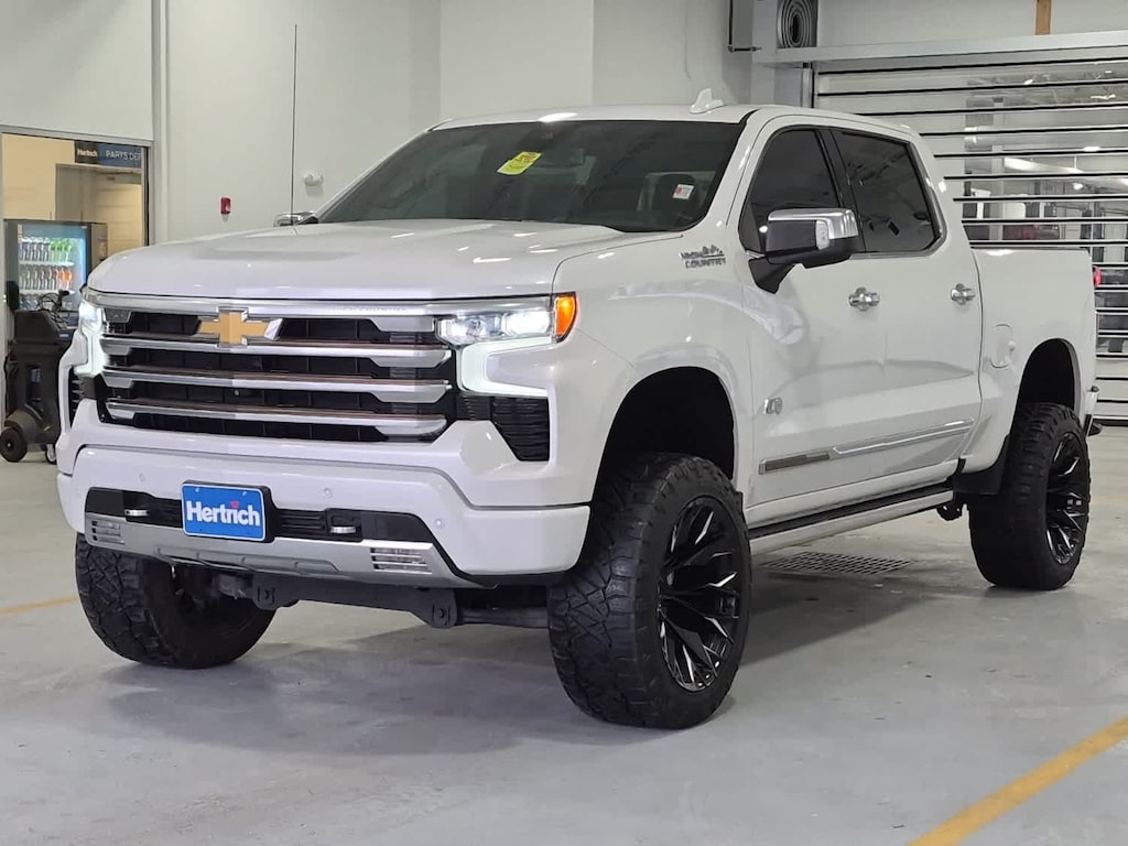 Used 2022 Chevrolet Silverado 1500 High Country Truck