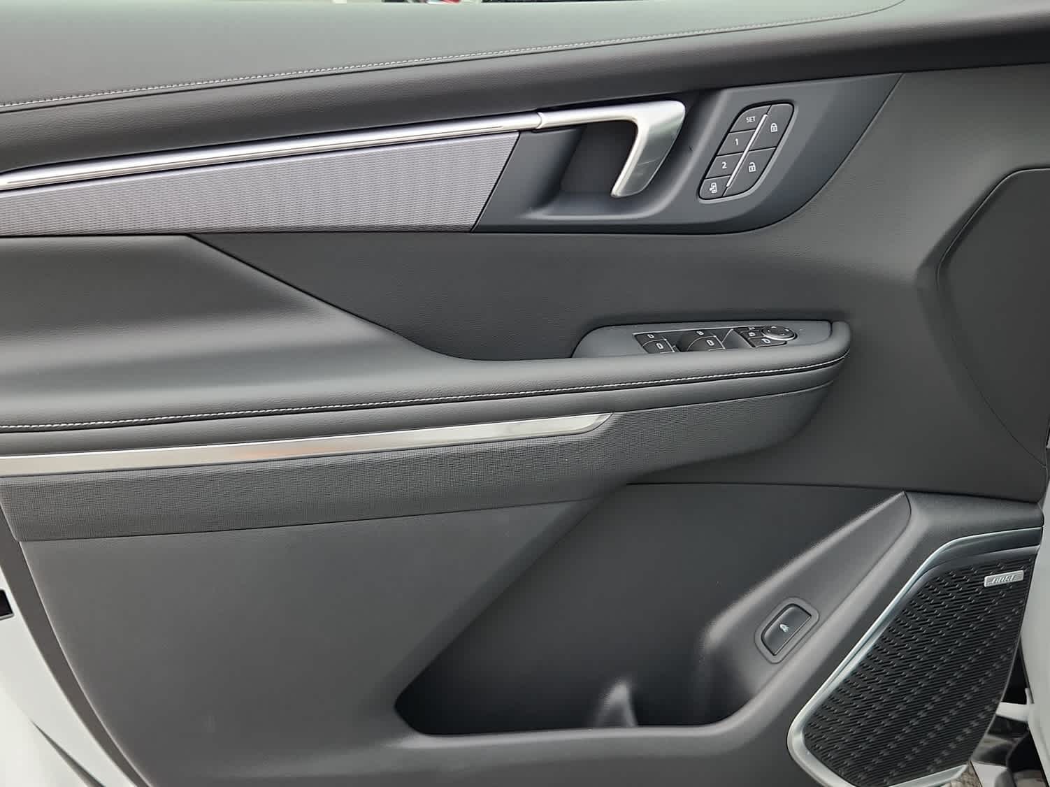 2026 Buick Enclave Sport Touring - Photo 11