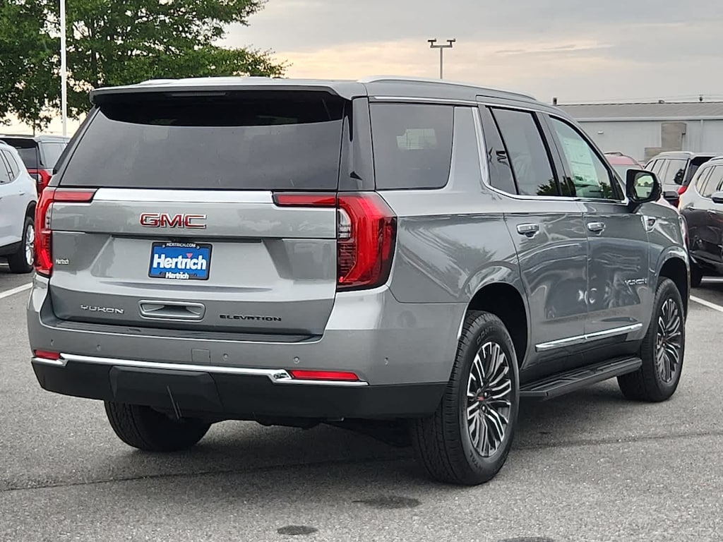 New 2025 GMC Yukon Elevation SUV
