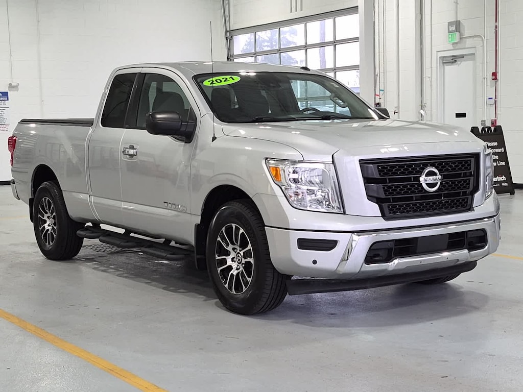 Used 2021 Nissan Titan SV