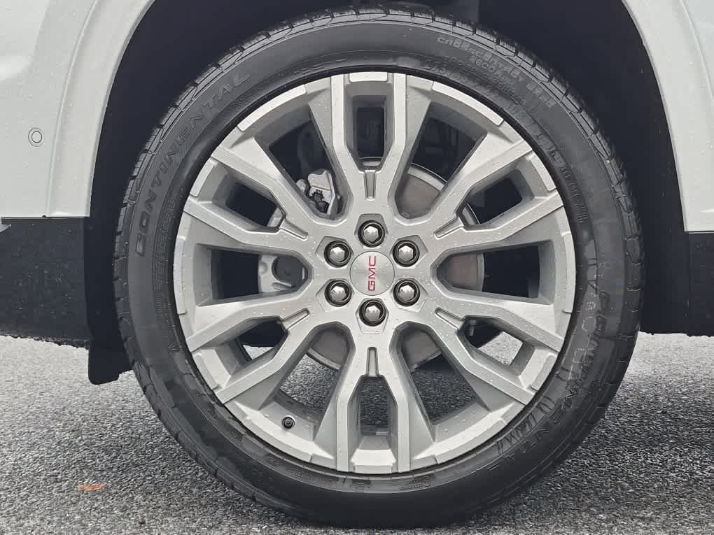 2027 GMC Acadia Denali - Photo 6