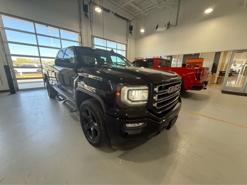 Used 2017 GMC Sierra 1500 SLE Truck
